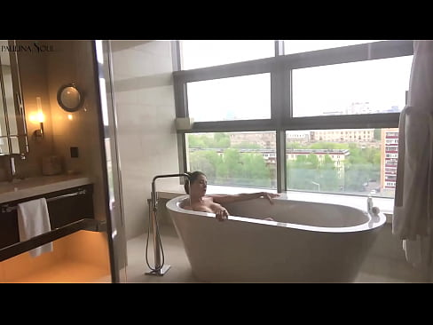 ❤️ Milzīgs skaistule kaislīgi trīc no viņas pussy vannas istabā ️❌ Porno video pie mums lv.novoporn.ru